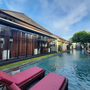 Villa Lagoon